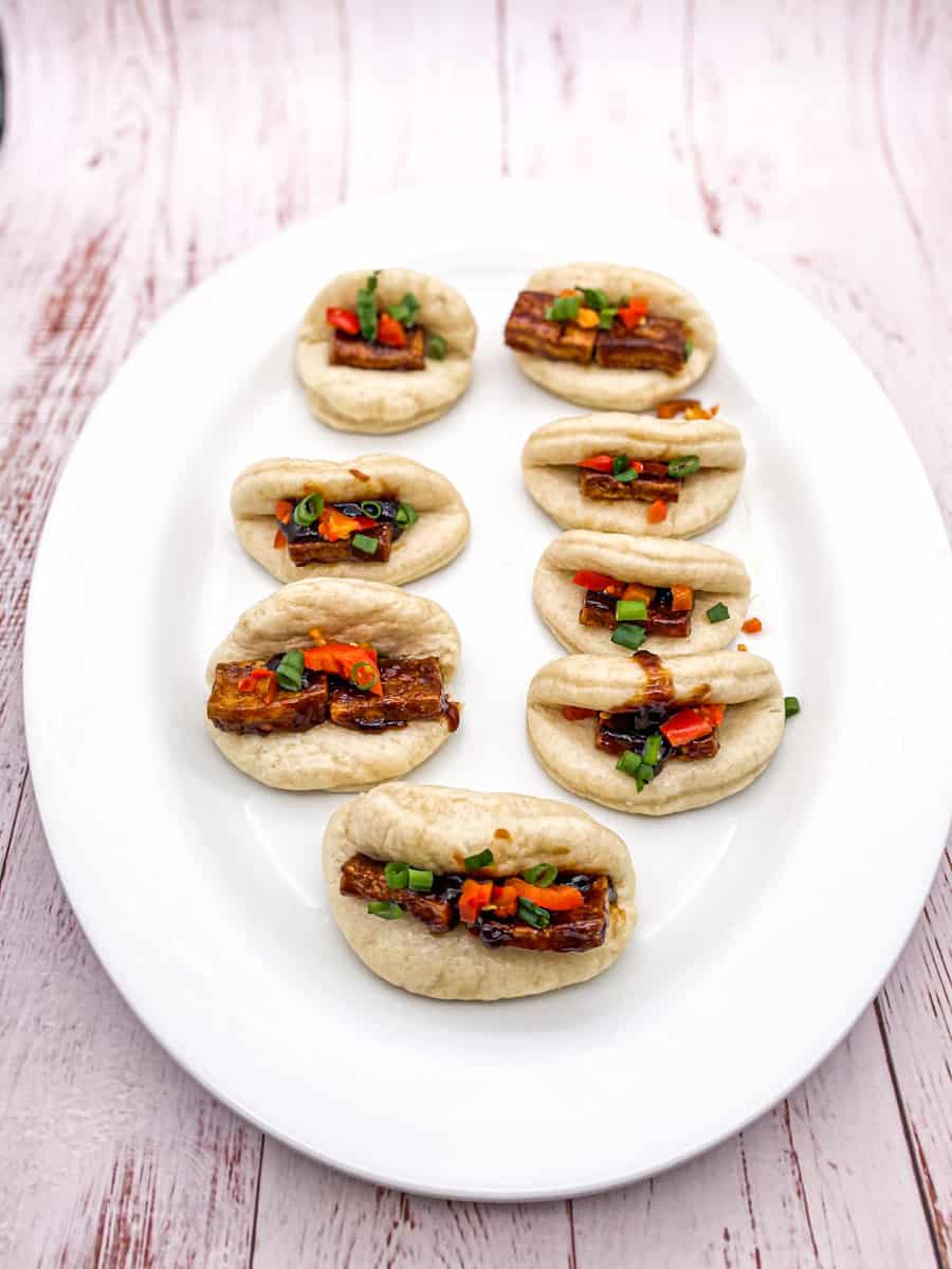 This is how to make light, fluffy and soft bao buns without steamer using water, milk, yeast, oil, flour and baking powder.