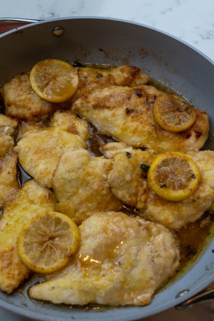 This Chicken Limone is made with chicken breasts, oil, lemon, flour, butter, parsley, and cooked to perfection. 