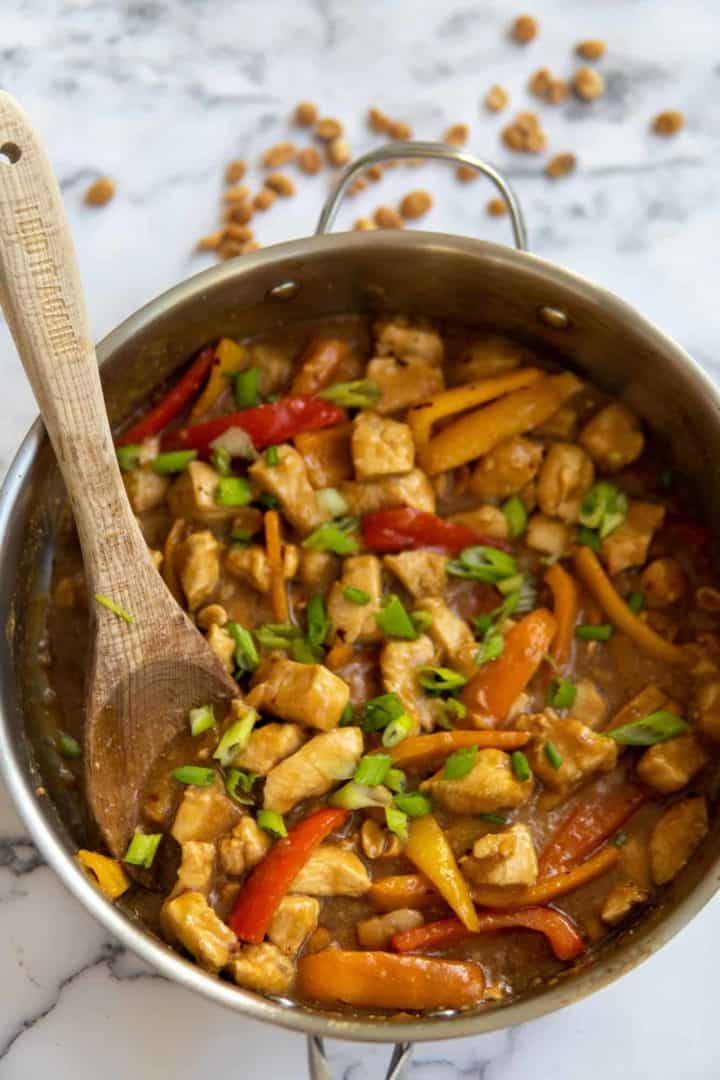 This Kung Pao Chicken Keto is made with bell pepper, ginger, garlic, soy sauce, sesame oil, peanuts and dried chilies. 