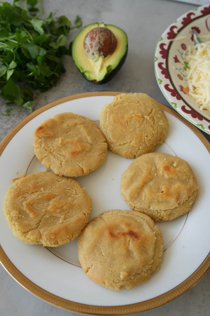 Split the Gordita open with a knife and stuff with beef, cheese, beans, or whatever you might want. Enjoy this Gorditas Recipe with Maseca Recipe!