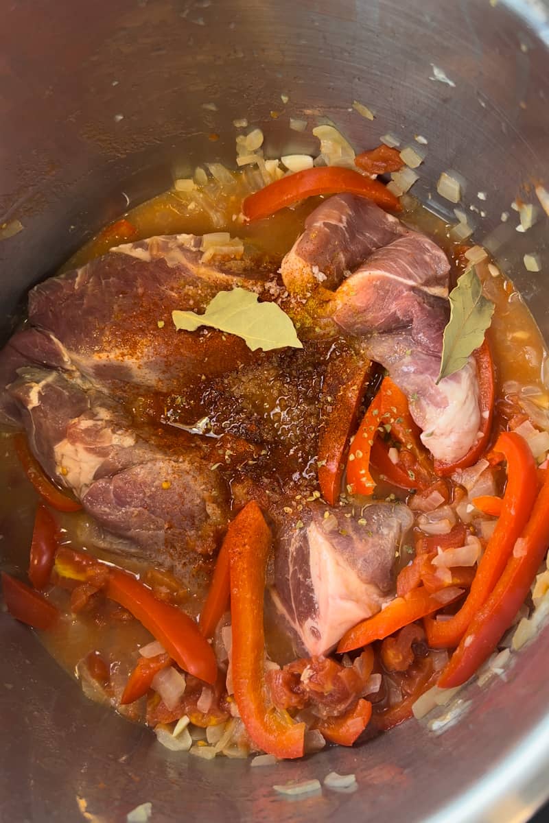 Pressure cook on high for 60 minutes for this Instant Pot Ropa Vieja. 