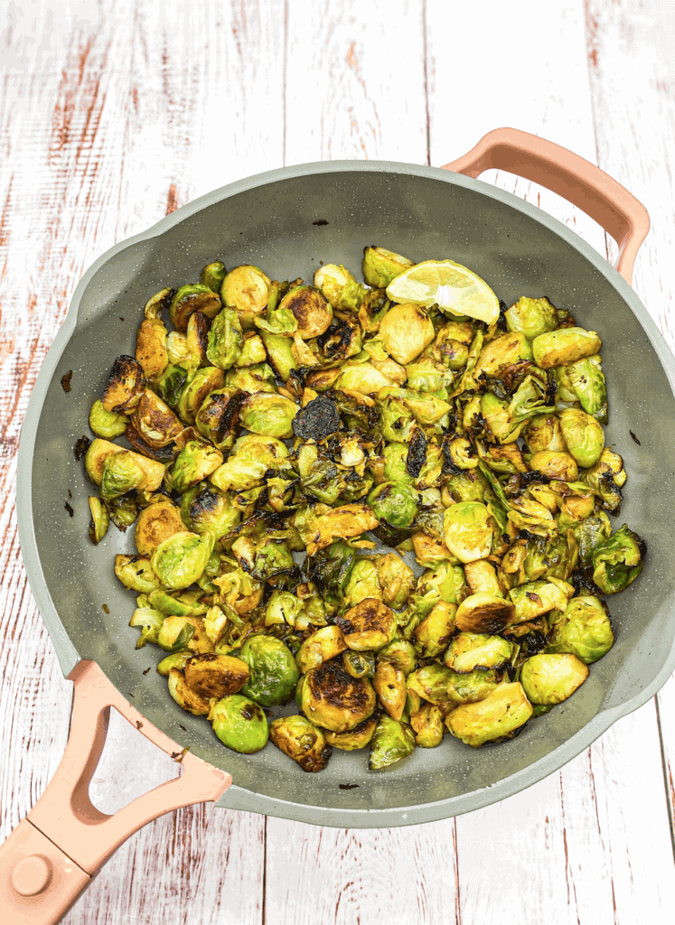 These Low Carb Brussels Sprouts with Lemon and Balsamic Vinegar are made with brussels sprouts, oil, balsamic vinegar, lemons and garlic powder. 
