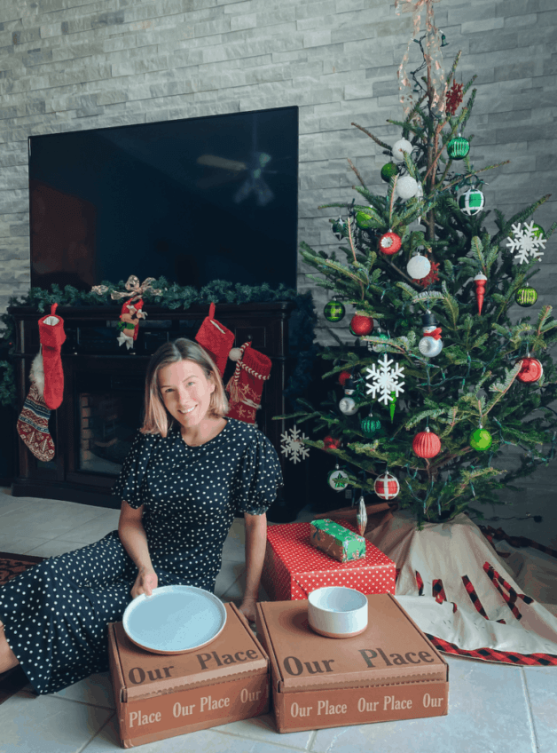 This is a Cooking Fanatic's Holiday Gift Guide for 2021.My top kitchen products of 2020 and what to buy your cooking fanatic friend.