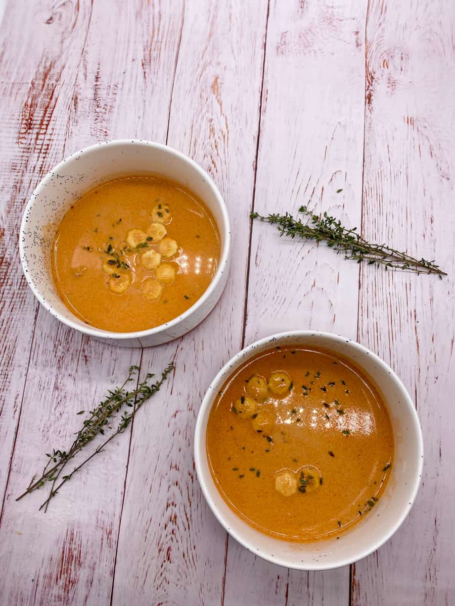 This Lobster Bisque Recipe is made with lobster, onion, celery, and bell pepper, onion, celery, and thickened with flour.