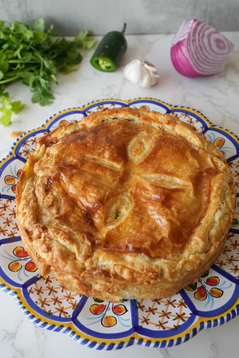 Bake for 40-50 minutes. Allow the pie to fully cool before opening the spring. Enjoy this Mexican Quiche Recipe.