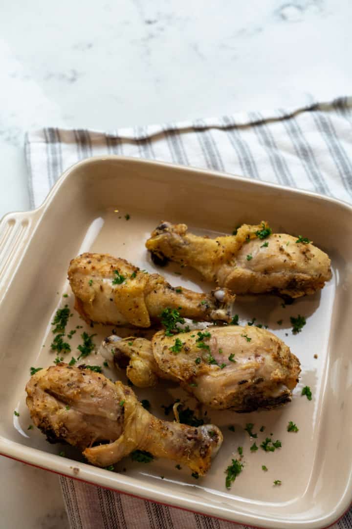 These Air Fried chicken legs are made with drumsticks, olive oil, baking powder, garlic powder, onion powder, Italian seasoning and air fried to perfection.