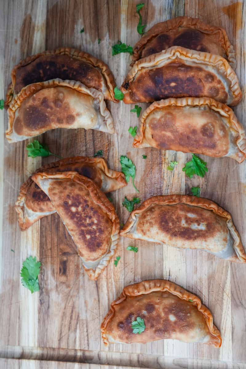 This Birria Empanadas Recipe is a mouthwatering marriage of Mexican tradition and Latin American pastry expertise.